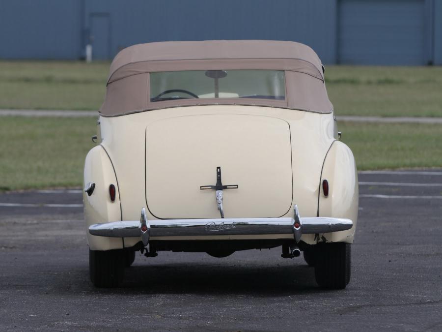  Packard 120 Convertible Coupe 1940 года  (фото 25 из 29)